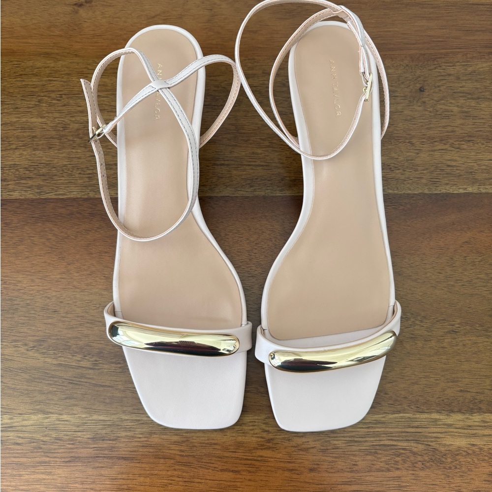 NWT Ann Taylor Strappy Kitten Heel Sandals with Gold Detail